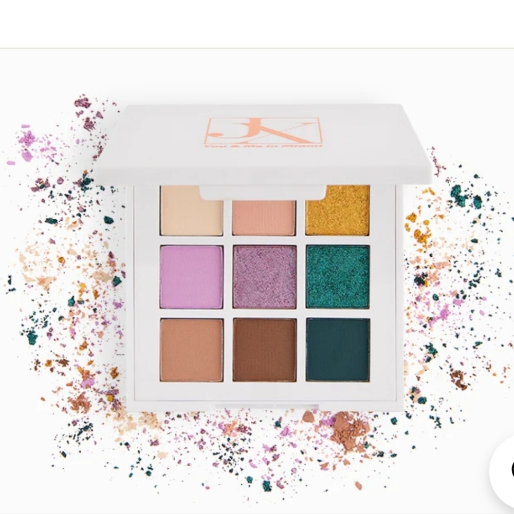 You & Me in Miami Eyeshadow Palette